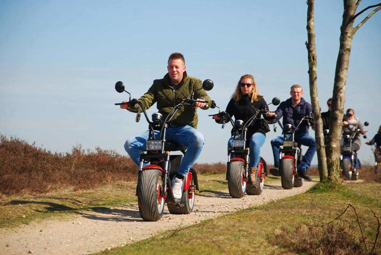 Chalet Op De Veluwe # Berk Putten Kültér fotó