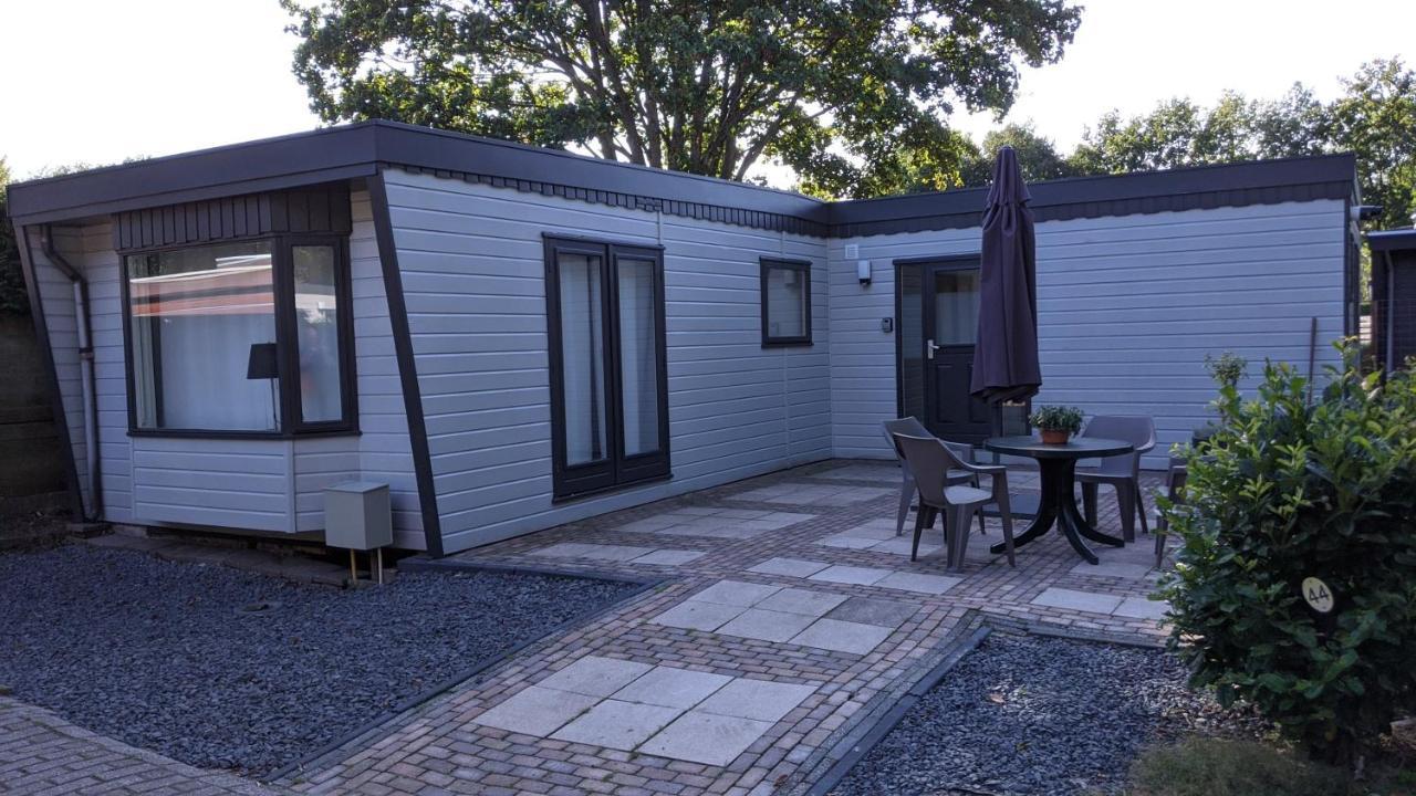 Chalet Op De Veluwe # Berk Putten Kültér fotó