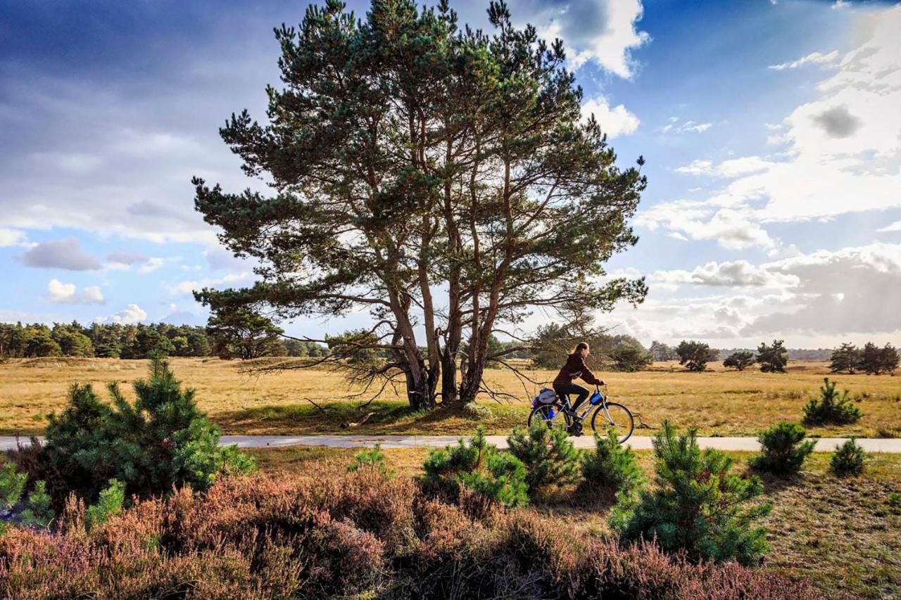 Chalet Op De Veluwe # Berk Putten Kültér fotó